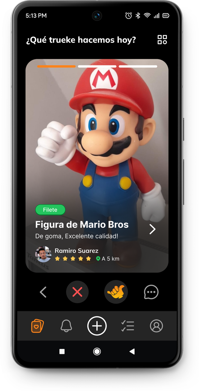 Truekazo mostrando una figura de Mario Bros